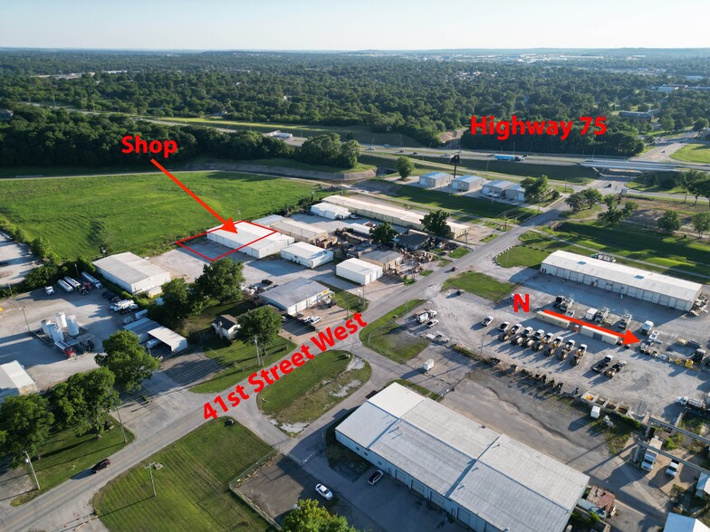 1120 W 41st St, Tulsa, OK for lease - Building Photo - Image 2 of 15