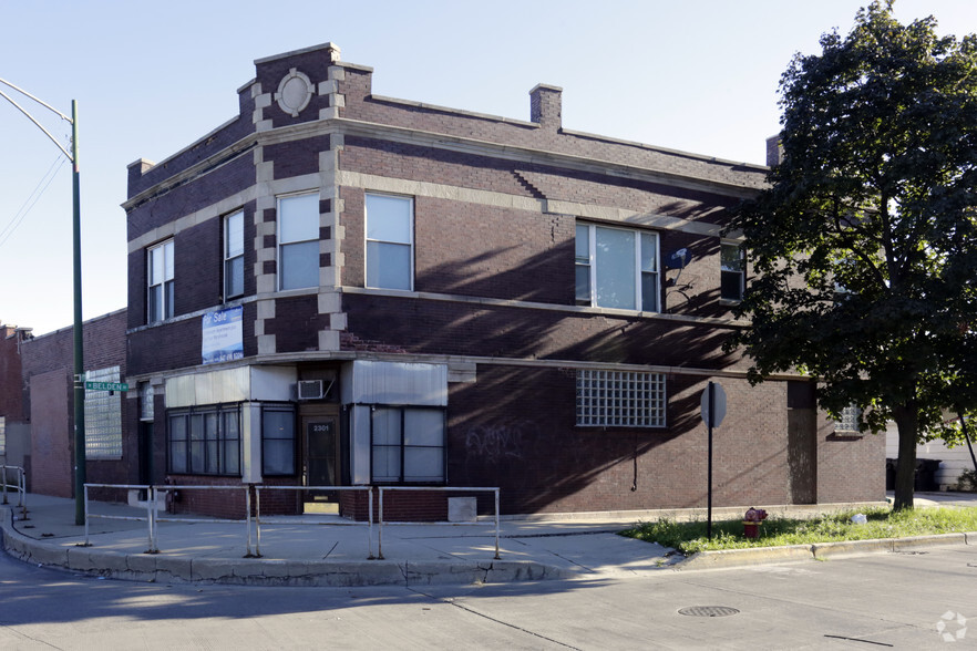 2301 N Pulaski Rd, Chicago, IL for sale - Primary Photo - Image 1 of 1