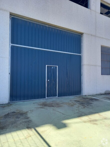 Industrial in Alcorcón, Madrid for sale - Building Photo - Image 3 of 8