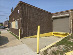 921 Main St, Melrose Park, IL for lease Building Photo- Image 2 of 4