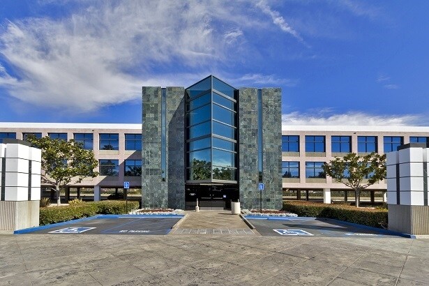 2424 SE Bristol St, Newport Beach, CA for lease - Building Photo - Image 3 of 13