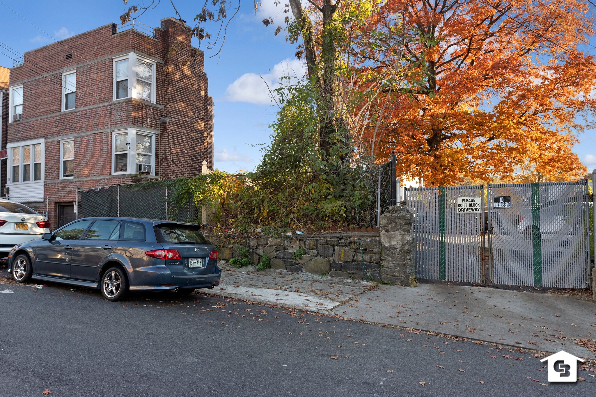 724 E 235th St, Bronx, NY for sale Primary Photo- Image 1 of 1