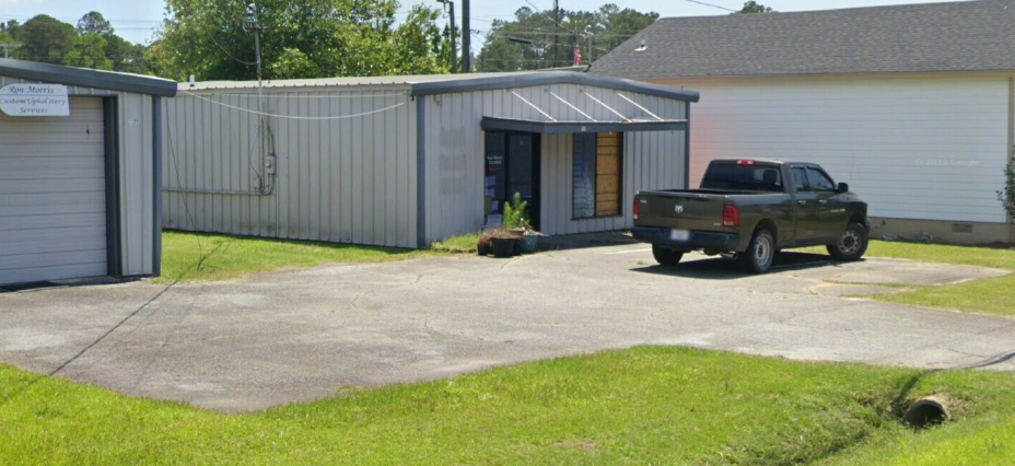 110 Business Cir, Thomasville, GA for lease - Building Photo - Image 2 of 6