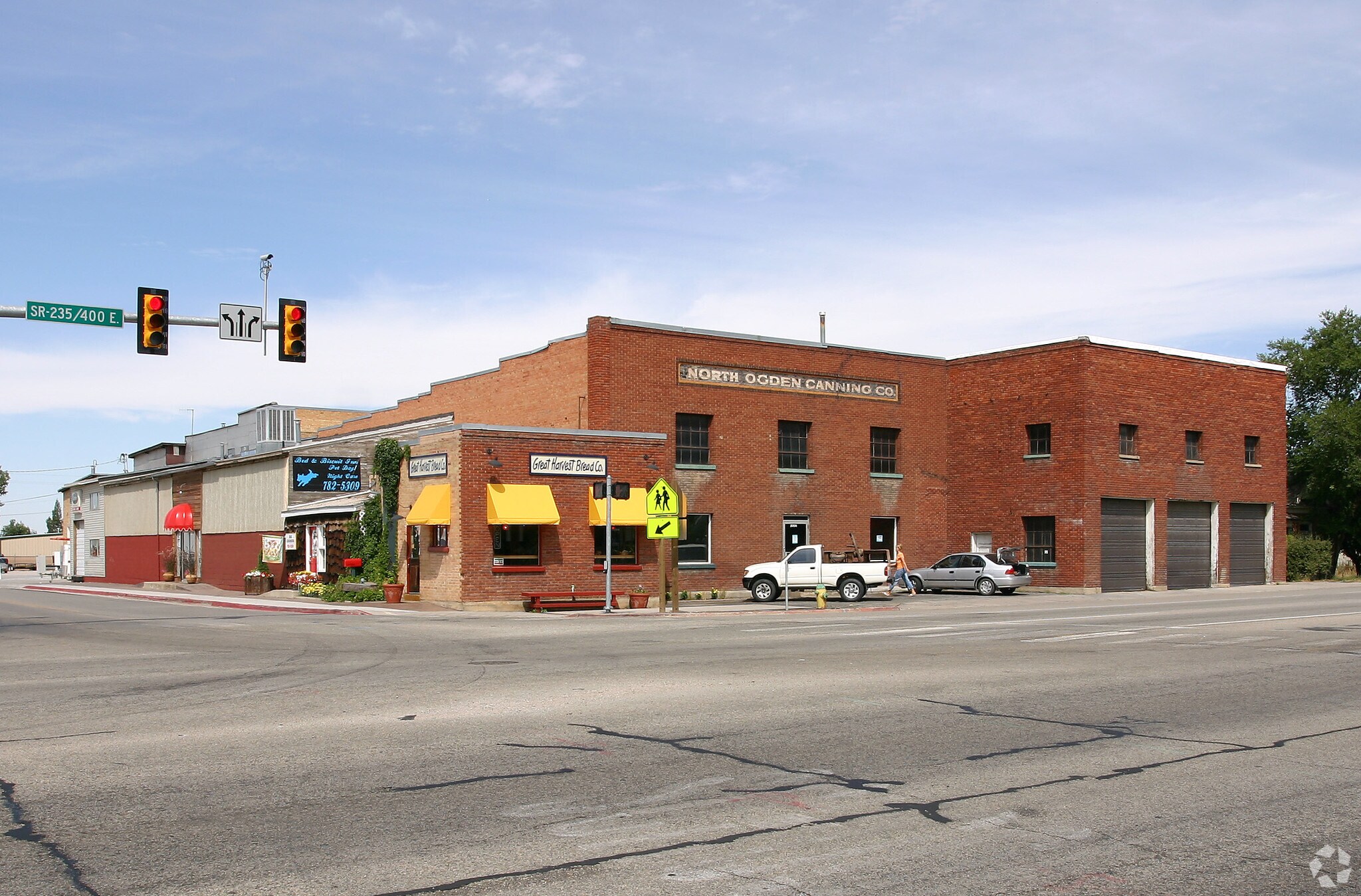 370-400 E 2000 N, Ogden, UT for sale Primary Photo- Image 1 of 1