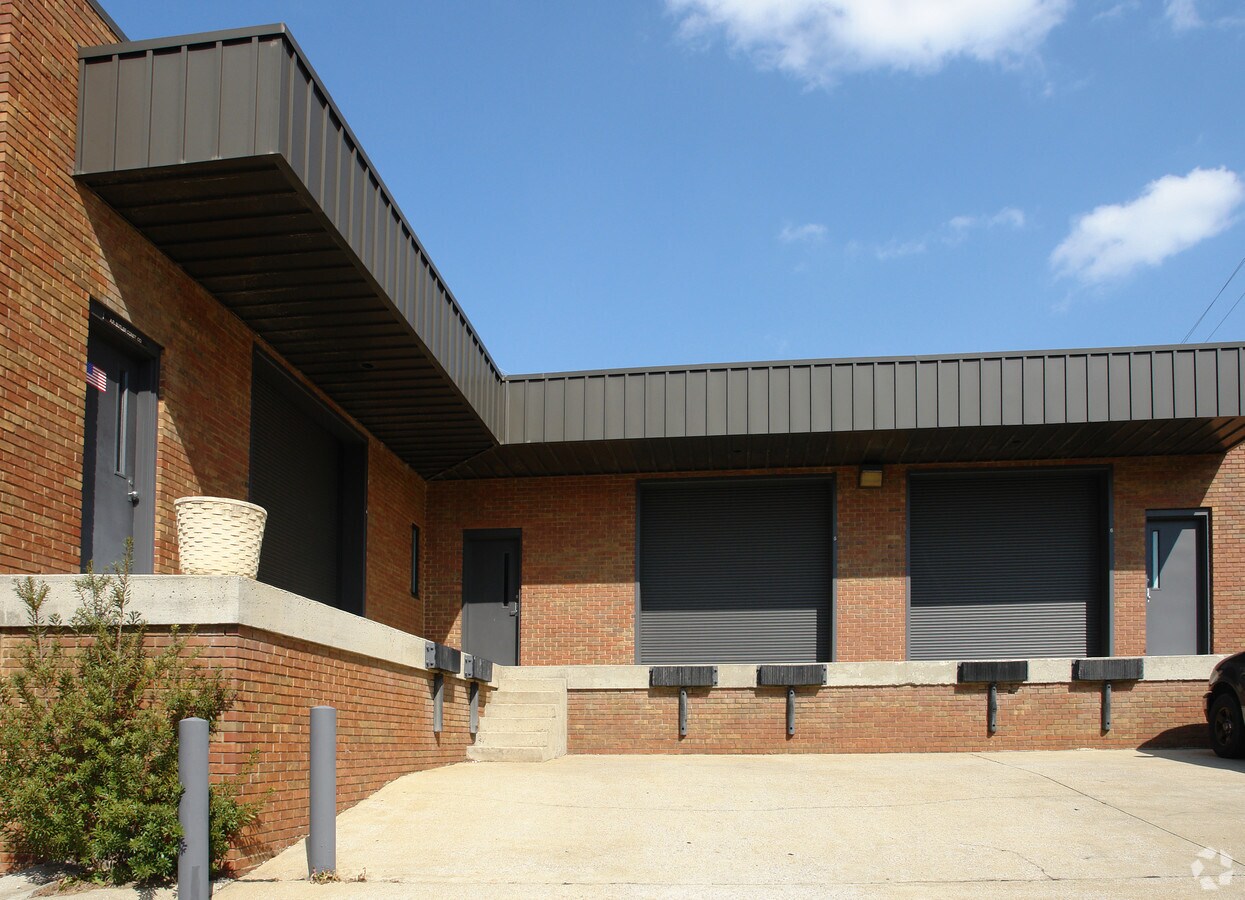 5501 Highway 280, Birmingham, AL 35242