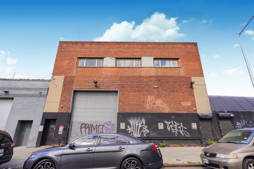 67 Ingraham St, Brooklyn, NY for sale - Building Photo - Image 1 of 1