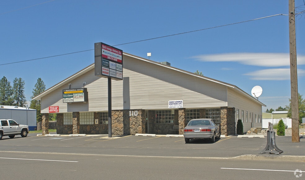 110 W Crawford St, Deer Park, WA for lease - Building Photo - Image 3 of 6