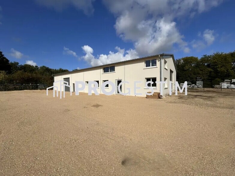 Flex in Saint-Apollinaire for lease - Building Photo - Image 2 of 7