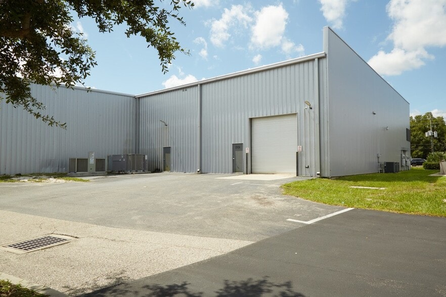 11041 State Road 54, Odessa, FL for lease - Interior Photo - Image 3 of 7
