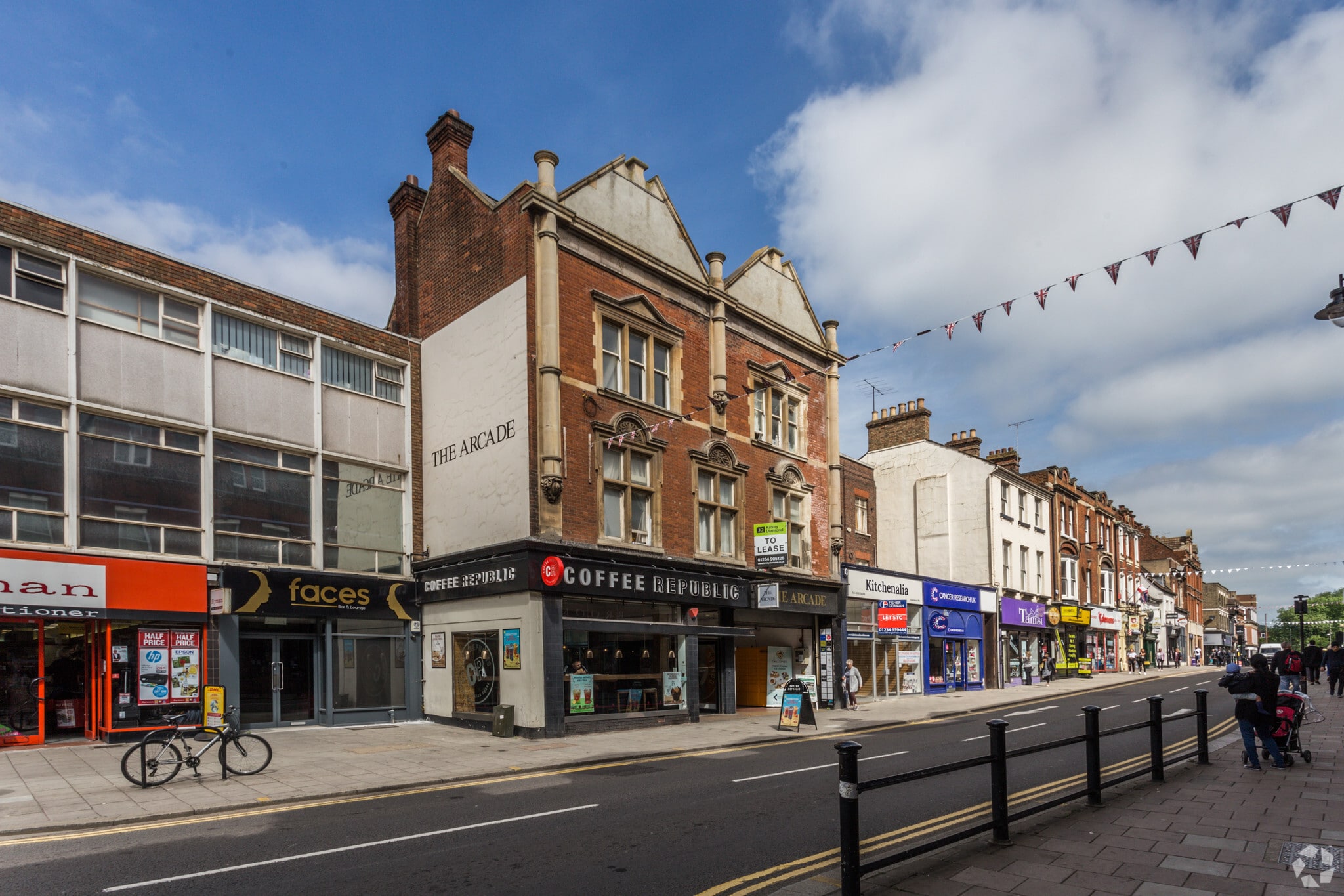 68 High St, Bedford for sale Building Photo- Image 1 of 1