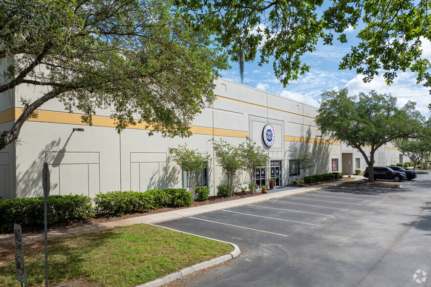 1150 Emma Oaks Trl, Lake Mary, FL for lease - Primary Photo - Image 1 of 5