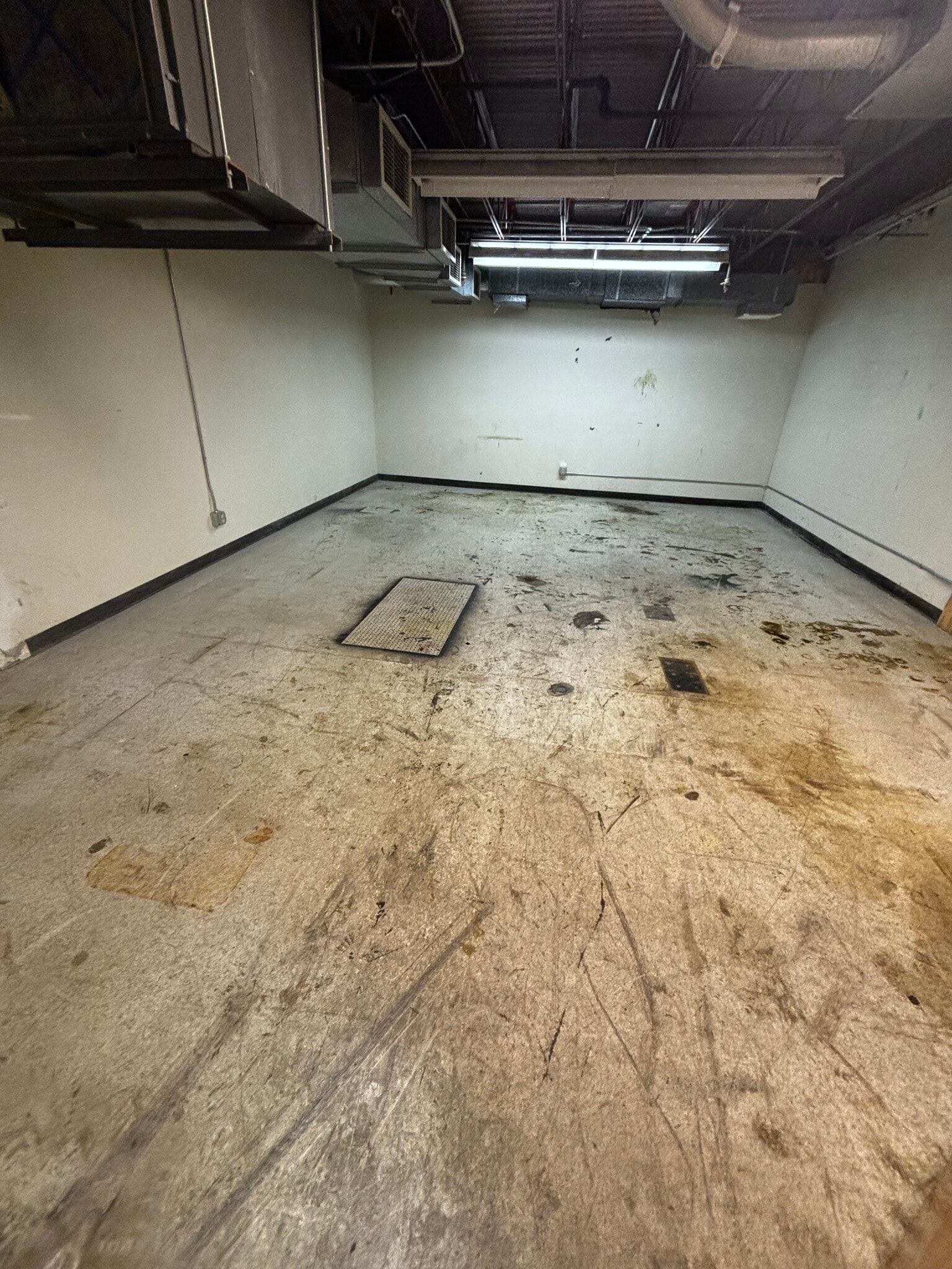 750 2nd St NE, Hopkins, MN for lease Interior Photo- Image 1 of 2