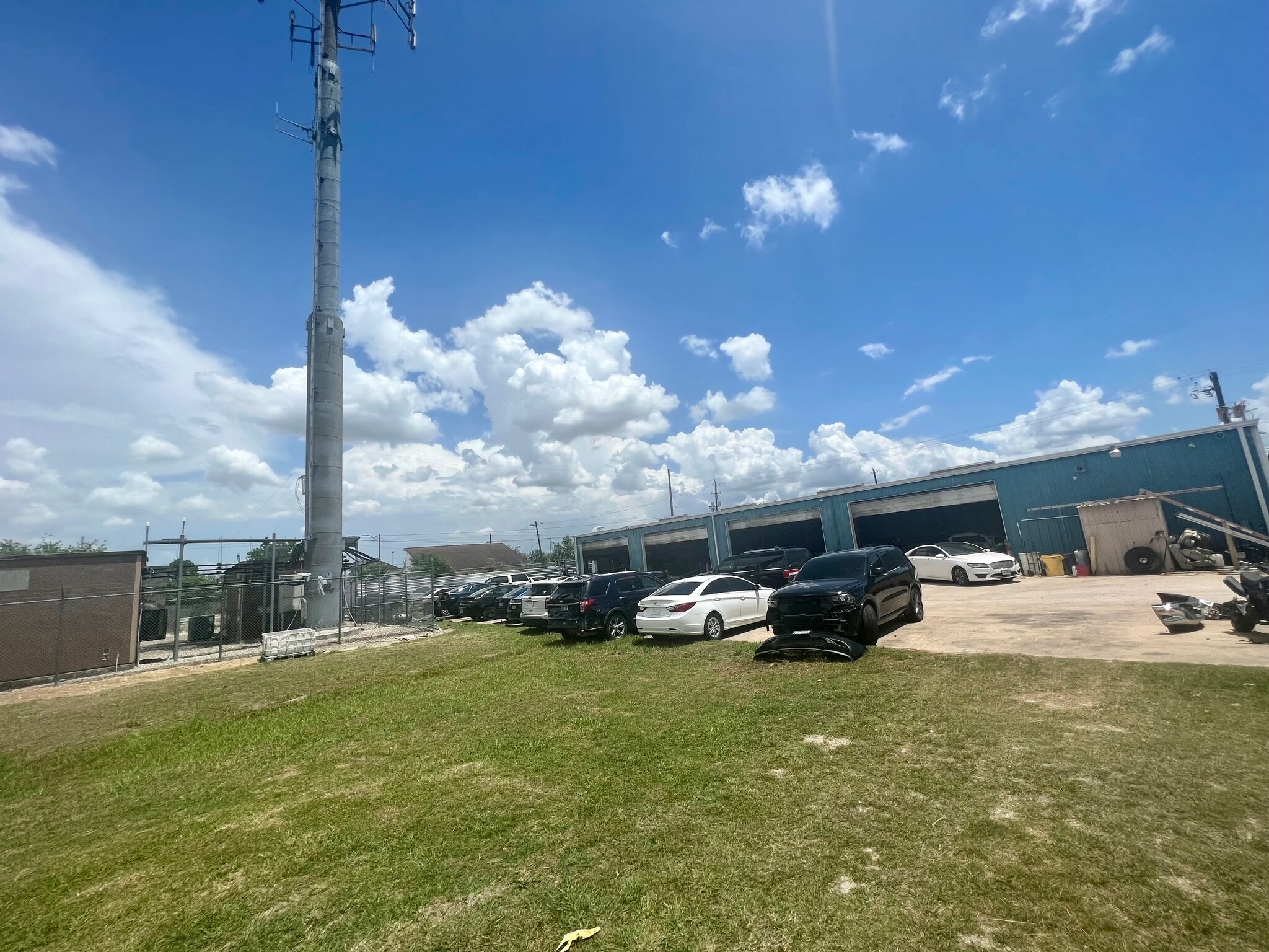 6005 Selinsky Rd, Houston, TX 77048 Retail for Sale