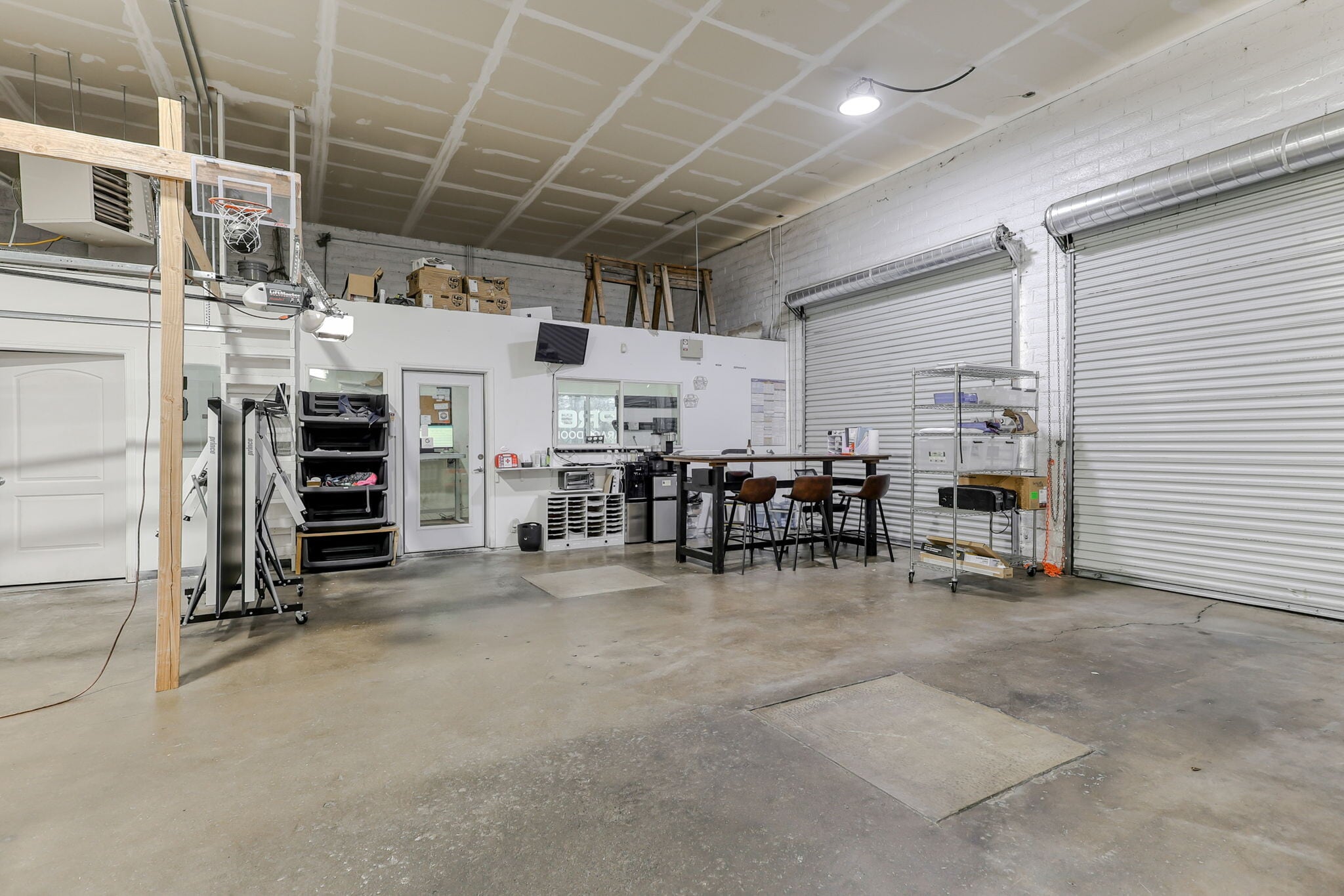 2424 Victor Ave, Redding, CA 96002 Industrial for Sale