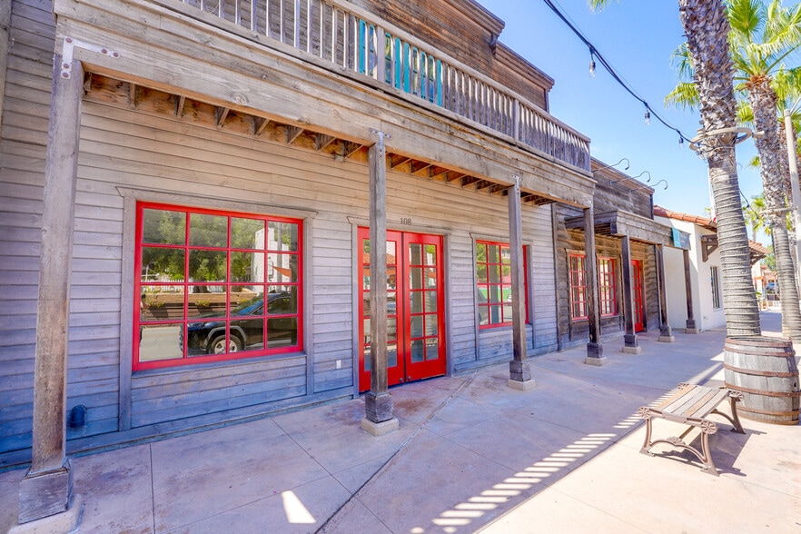 2415 San Diego Ave, San Diego, CA for lease - Building Photo - Image 3 of 9