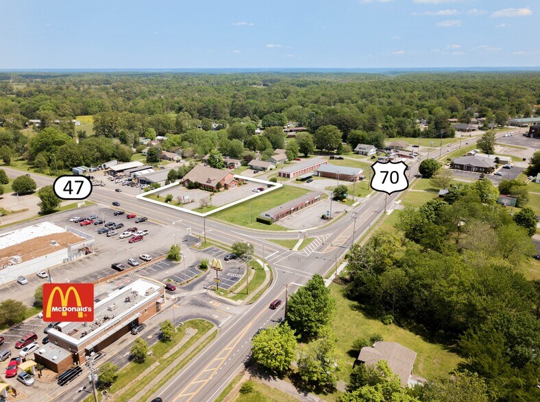 2004 Highway 47 N, White Bluff, TN for sale - Building Photo - Image 1 of 1