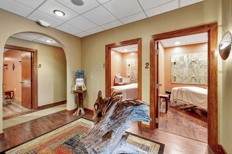 3045 N Federal Hwy, Fort Lauderdale, FL for lease - Interior Photo - Image 2 of 41