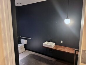 802-814 SW 10th Ave, Portland, OR for sale Interior Photo- Image 1 of 7