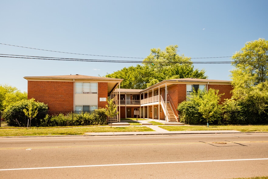 9455 Chalmers St, Detroit, MI for sale - Building Photo - Image 3 of 3