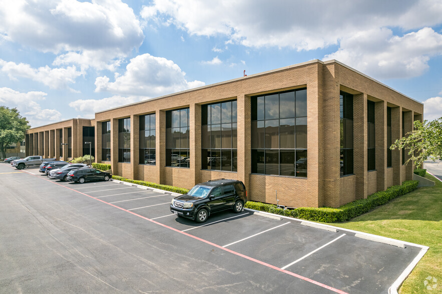 5310 Harvest Hill Rd, Dallas, TX for lease - Building Photo - Image 2 of 14