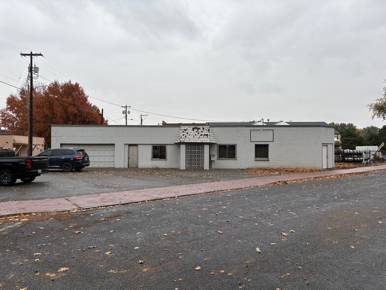 1121 Dudley Ave, Prosser, WA for sale - Primary Photo - Image 1 of 7