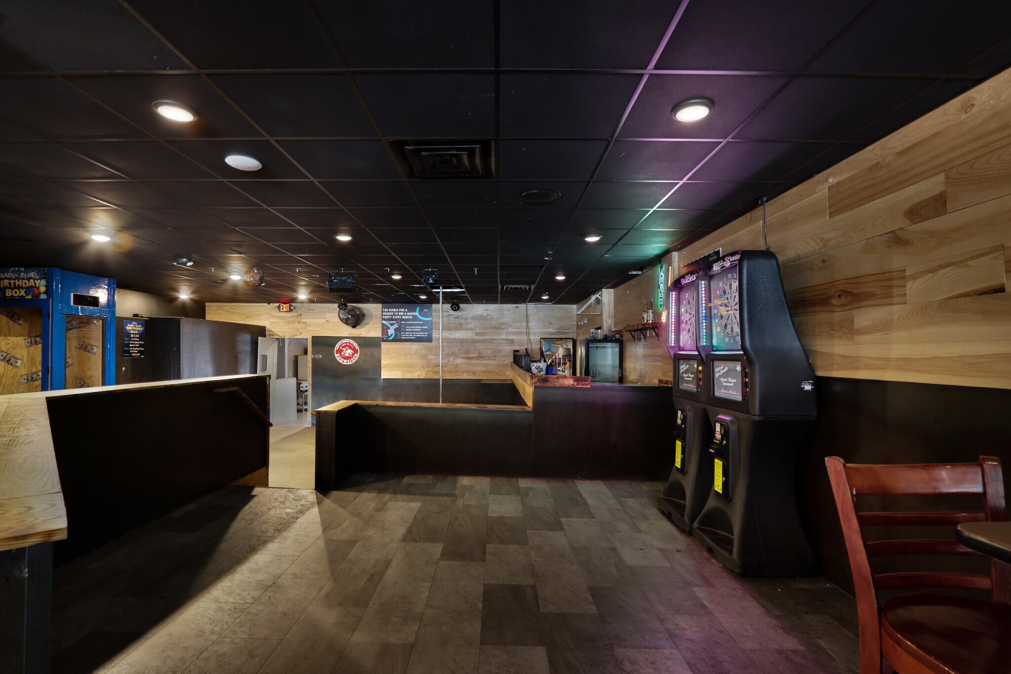 631 S Broadway St, Menomonie, WI 54751 Restaurant/Bar