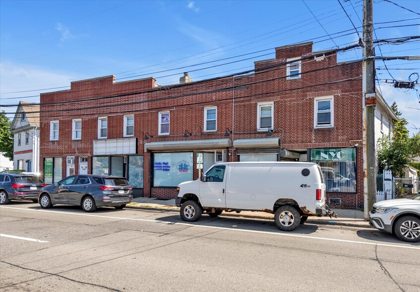 2178-2192 Jericho Tpke, New Hyde Park, NY for sale - Building Photo - Image 3 of 8