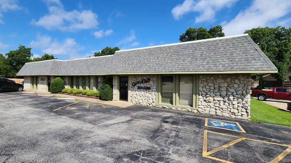 5530 S 79th Pl, Tulsa, OK for lease - Building Photo - Image 1 of 12
