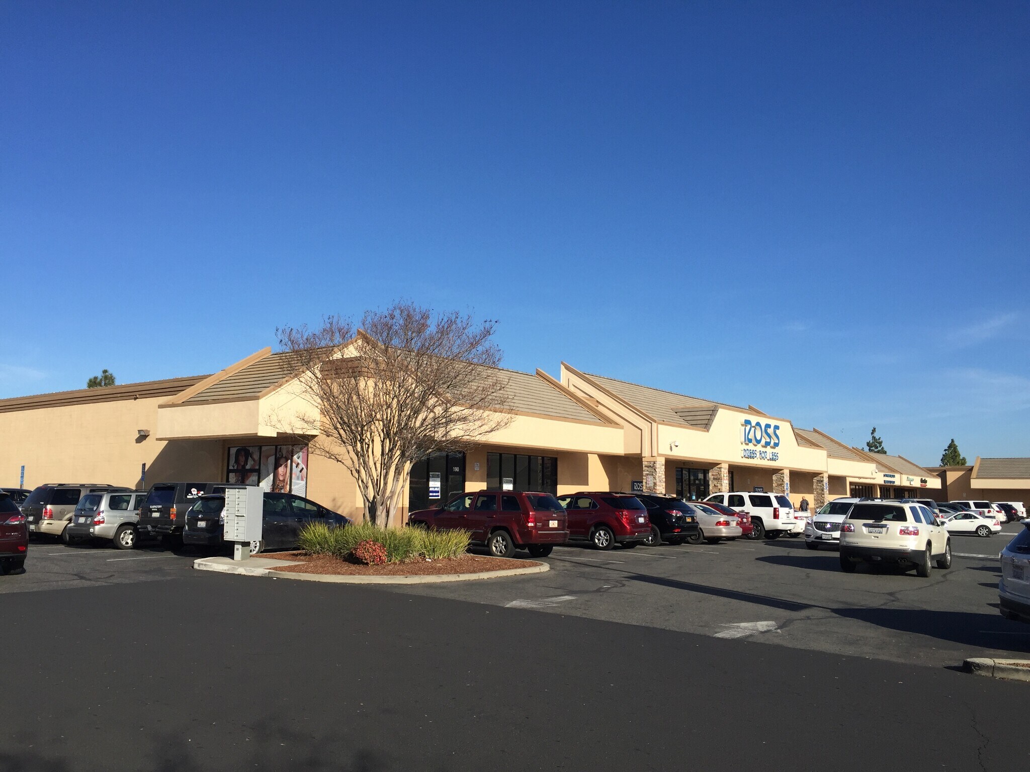 2483-2485 Notre Dame Blvd, Chico, CA for lease Building Photo- Image 1 of 4