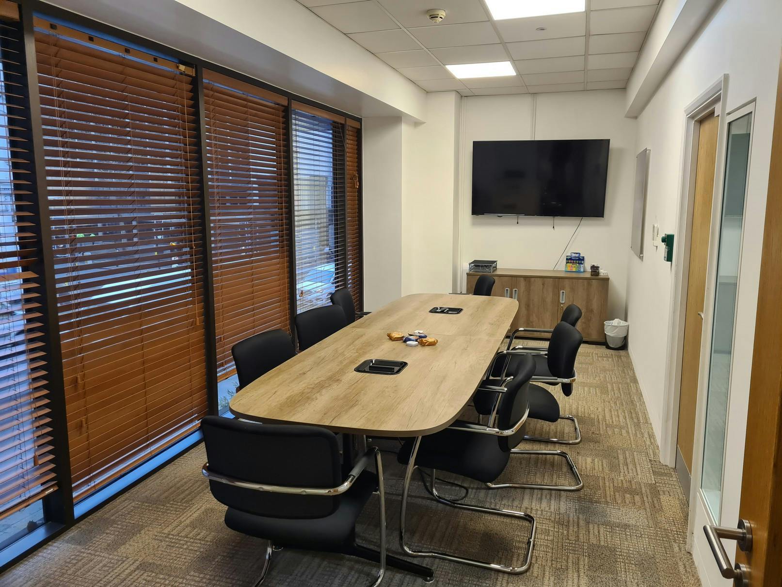 81 Southwark Bridge Rd, London for lease Interior Photo- Image 1 of 5