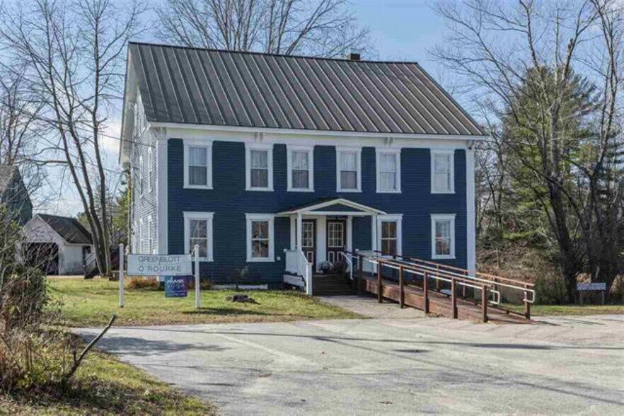 44 Cedar St, Contoocook, NH 03229