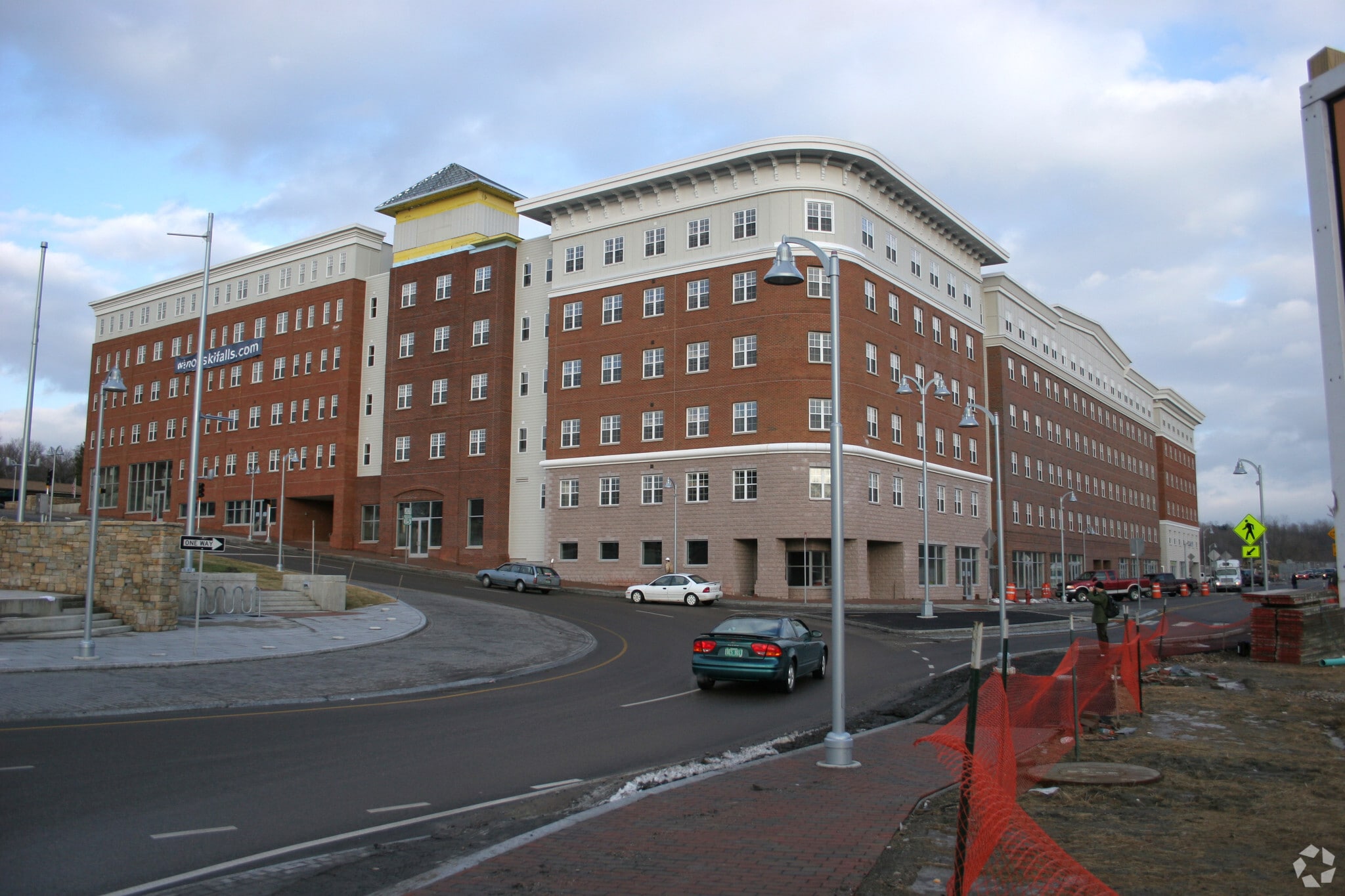 25 Winooski Falls Way, Winooski, VT for lease Primary Photo- Image 1 of 6