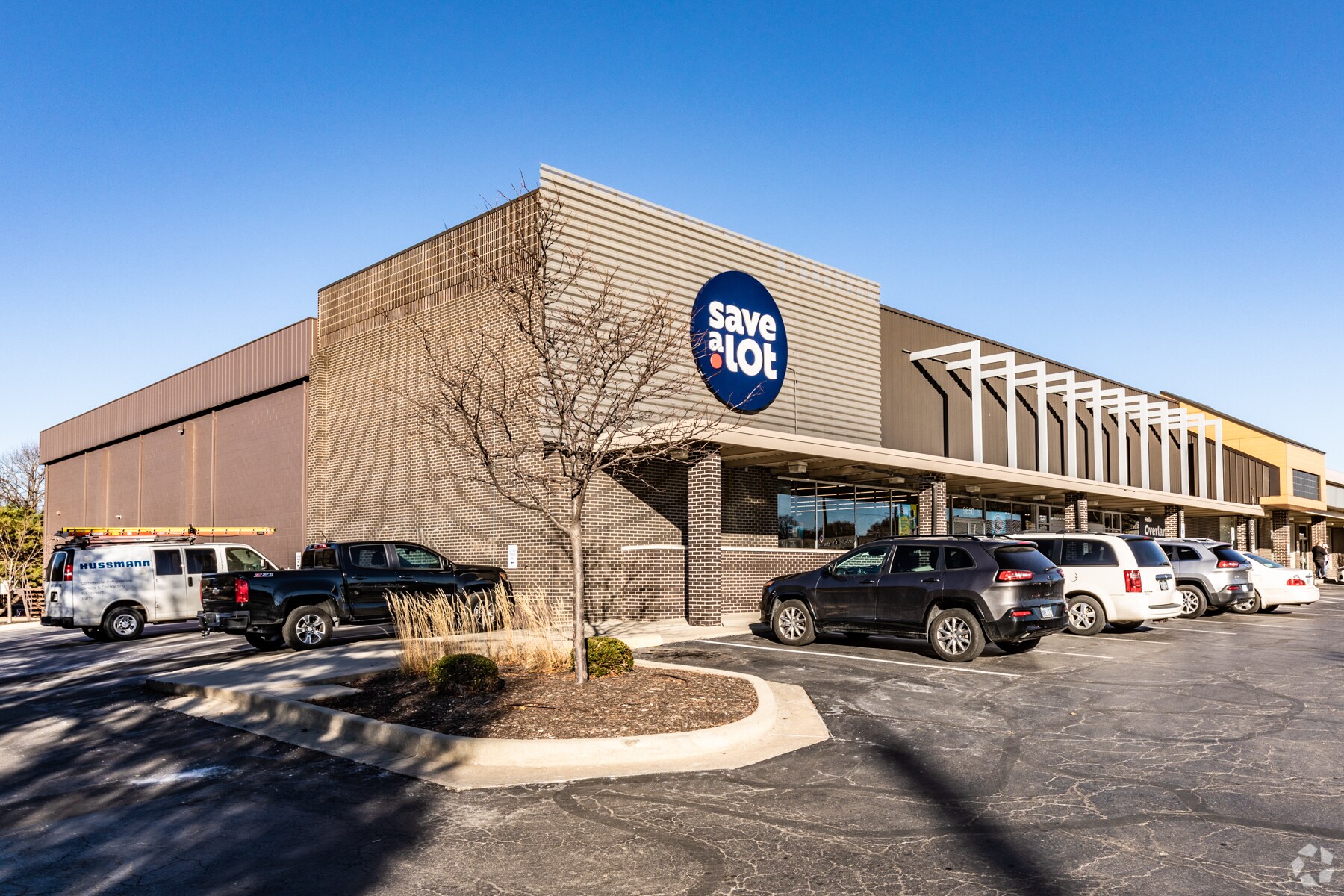 9700-9870 W 87th St, Overland Park, KS for sale Primary Photo- Image 1 of 1