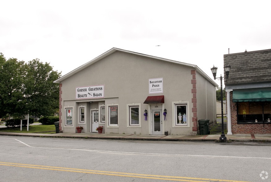 102-104 E Railroad Ave, Moncks Corner, SC for sale - Primary Photo - Image 1 of 1