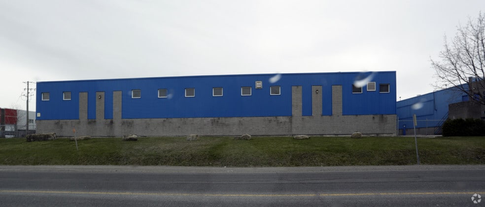 690 Boul Industriel, St-Eustache, QC for lease - Building Photo - Image 2 of 3