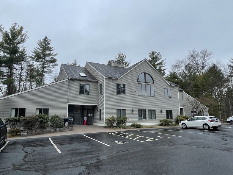 1000 Main St, Acton, MA for lease - Building Photo - Image 2 of 13