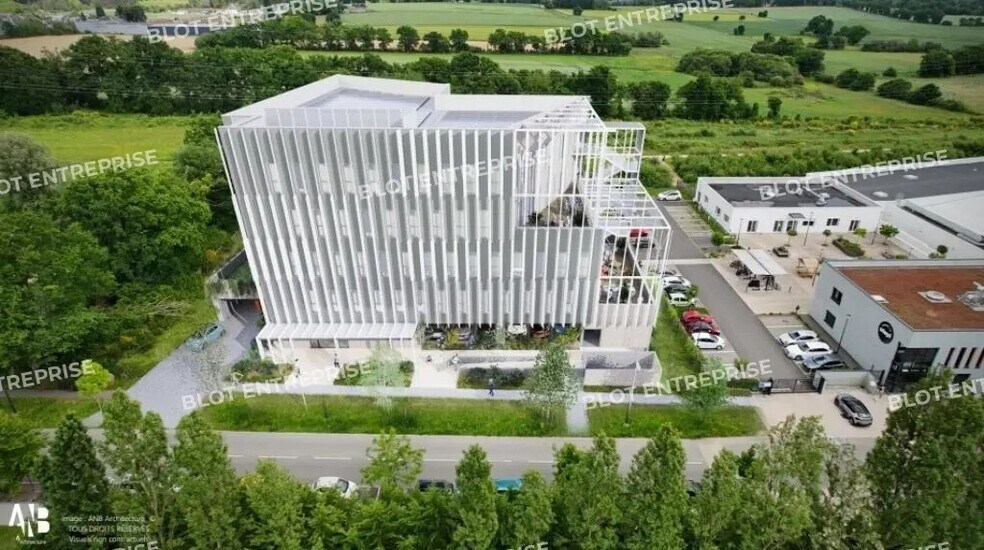 Office in Cesson-Sévigné for lease - Aerial - Image 2 of 20