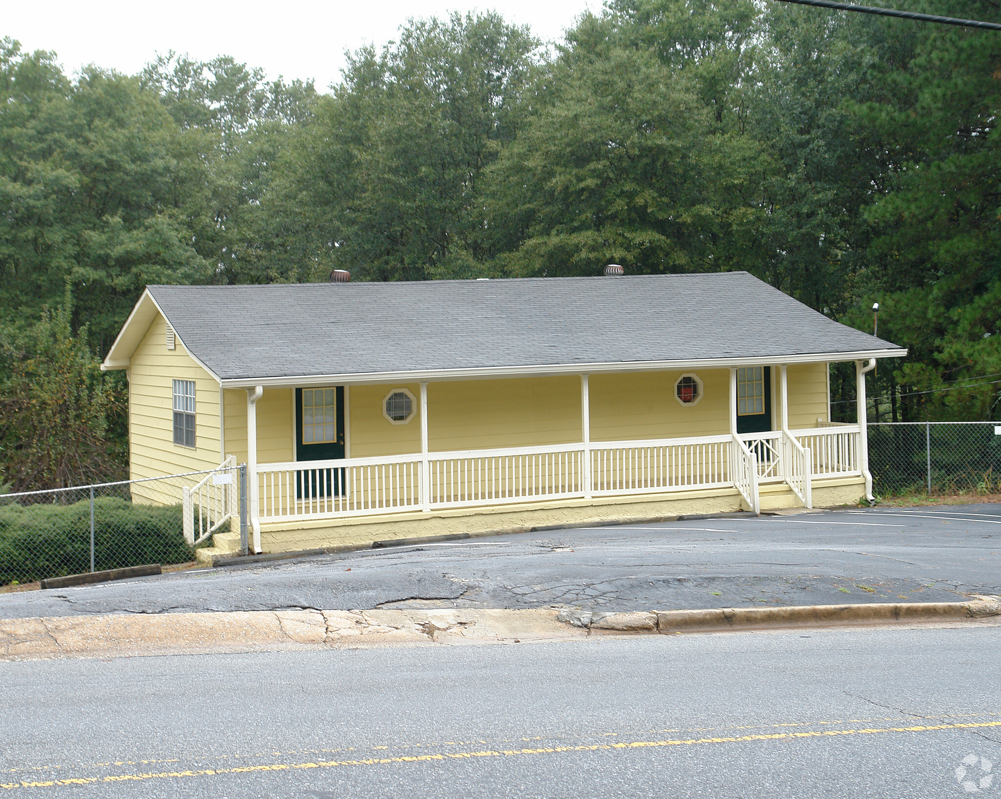 816 Stewart St, Carrollton, GA for sale Primary Photo- Image 1 of 1