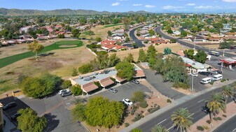 Pitic Center - Storefront Property