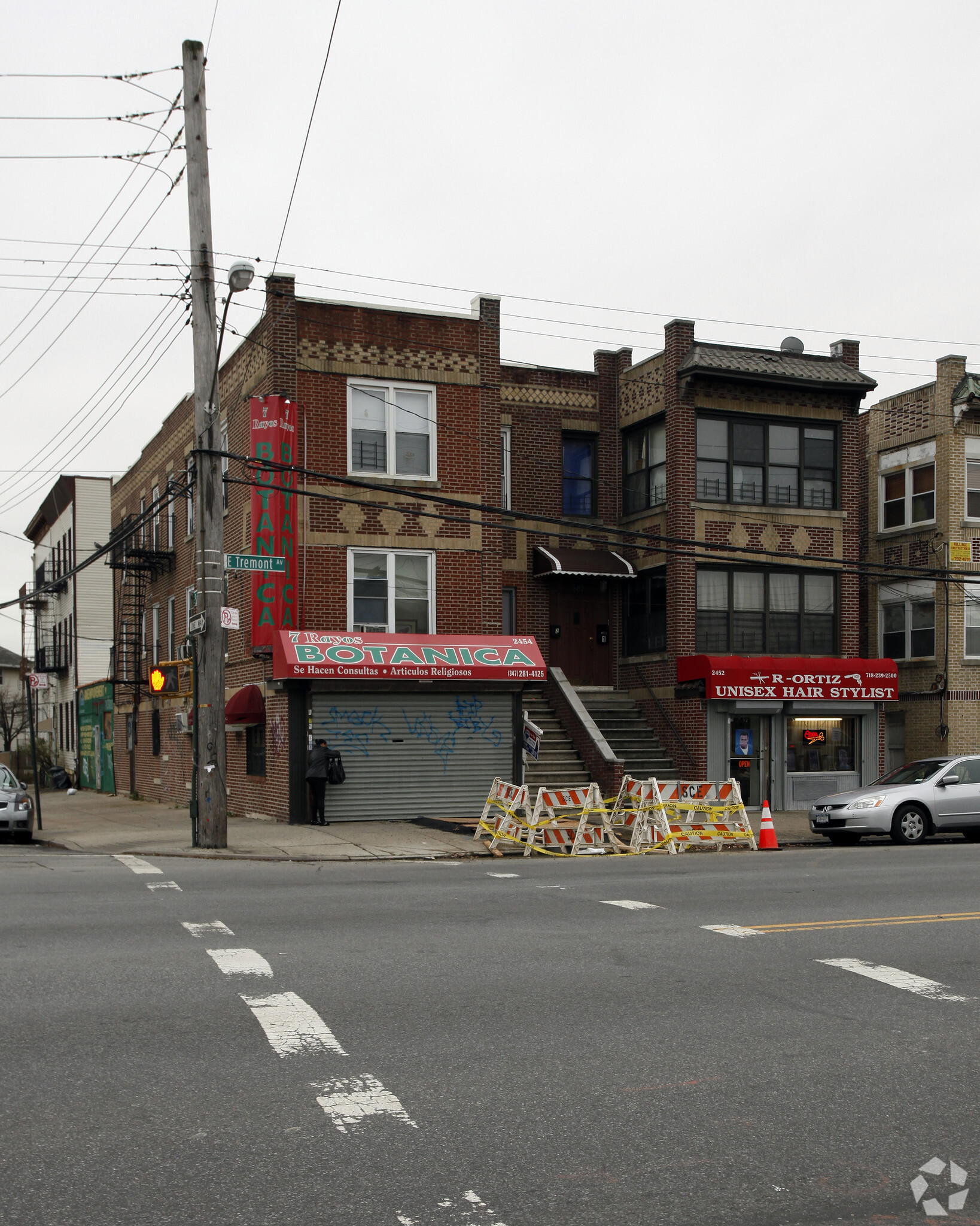 2454 E Tremont Ave, Bronx, NY for sale Primary Photo- Image 1 of 1