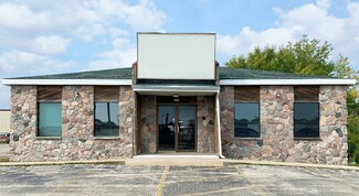 More details for 1145 S Washburn St, Oshkosh, WI - Retail for Sale