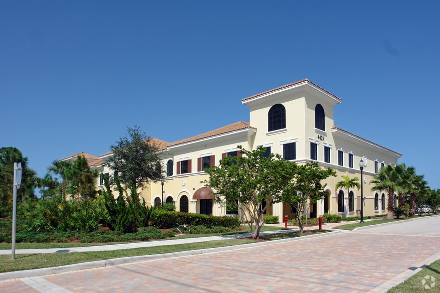 4425 Military Trl, Jupiter, FL for sale - Building Photo - Image 3 of 18