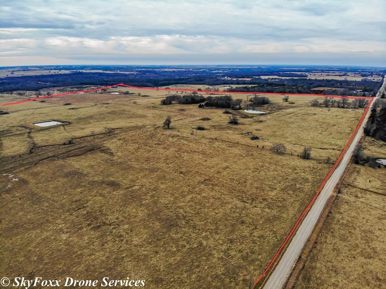 1412 Jayhawk Rd, Fort Scott, KS for sale - Aerial - Image 1 of 1