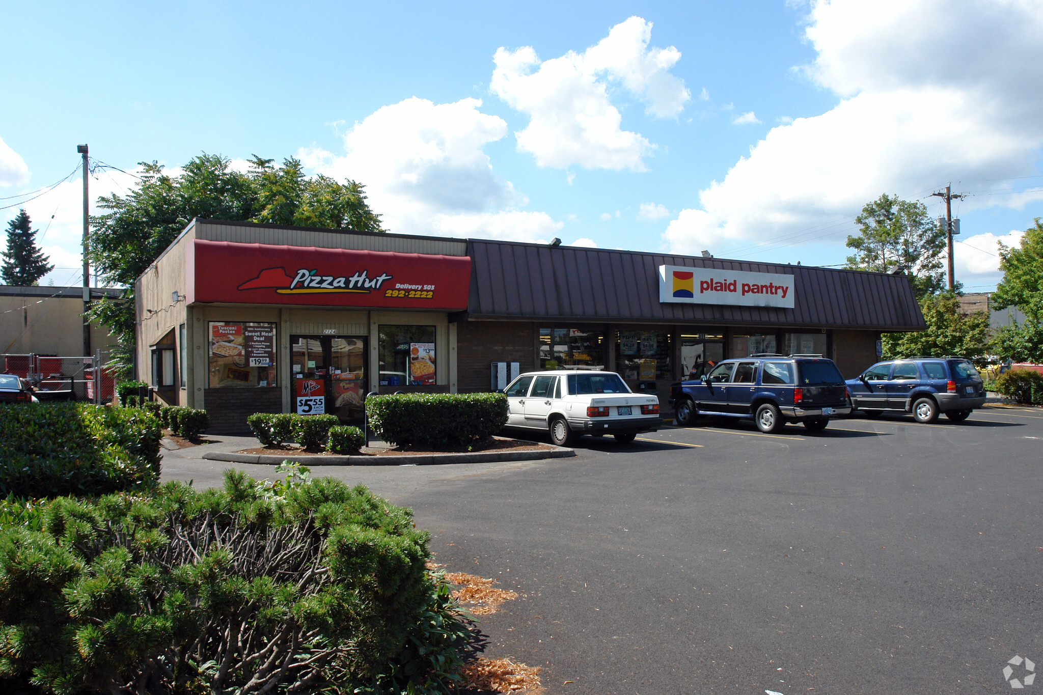 2118 SE Powell Blvd, Portland, OR for lease Building Photo- Image 1 of 6