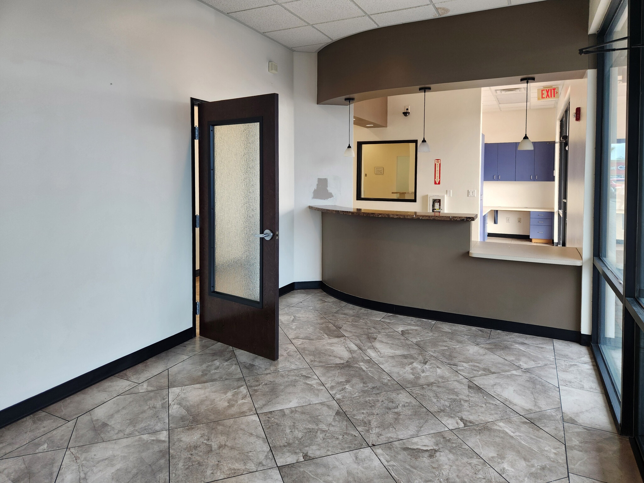 E Windmill Ln, Las Vegas, NV for lease Interior Photo- Image 1 of 3