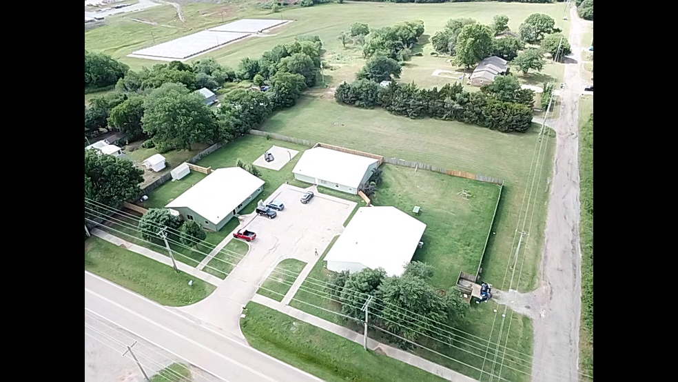 101-105 E 32nd Ave, Stillwater, OK for sale - Aerial - Image 3 of 18