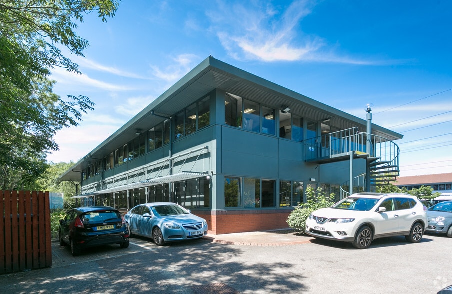 Great Park Rd, Bradley Stoke for lease - Building Photo - Image 2 of 6