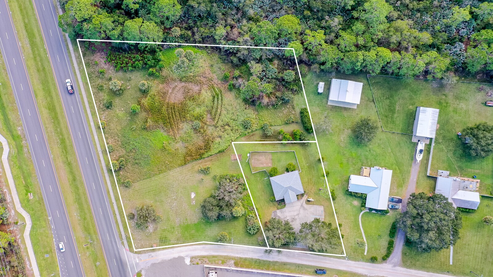 349 Ward Dr, Oak Hill, FL 32759