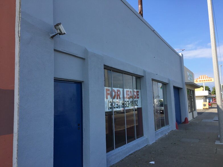 229 S Oxnard Blvd, Oxnard, CA for sale - Primary Photo - Image 1 of 27