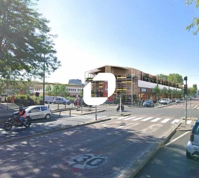 Retail in Fresnes for lease - Building Photo - Image 2 of 2